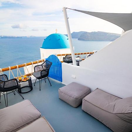 Luxus Vip Suites Oía Exterior photo