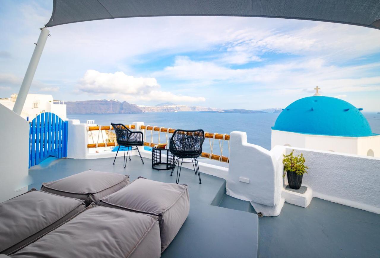 Luxus Vip Suites Oía Exterior photo