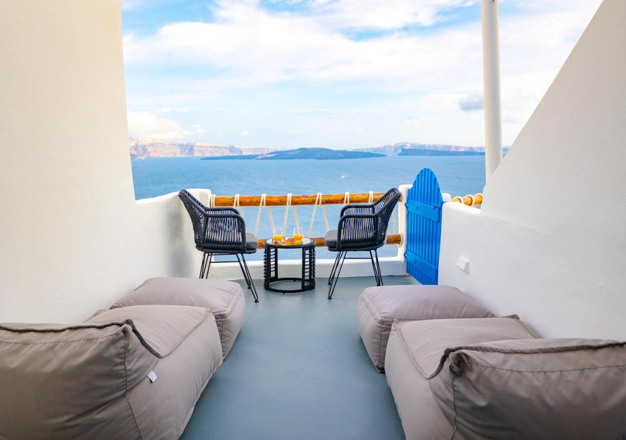 Luxus Vip Suites Oía Exterior photo