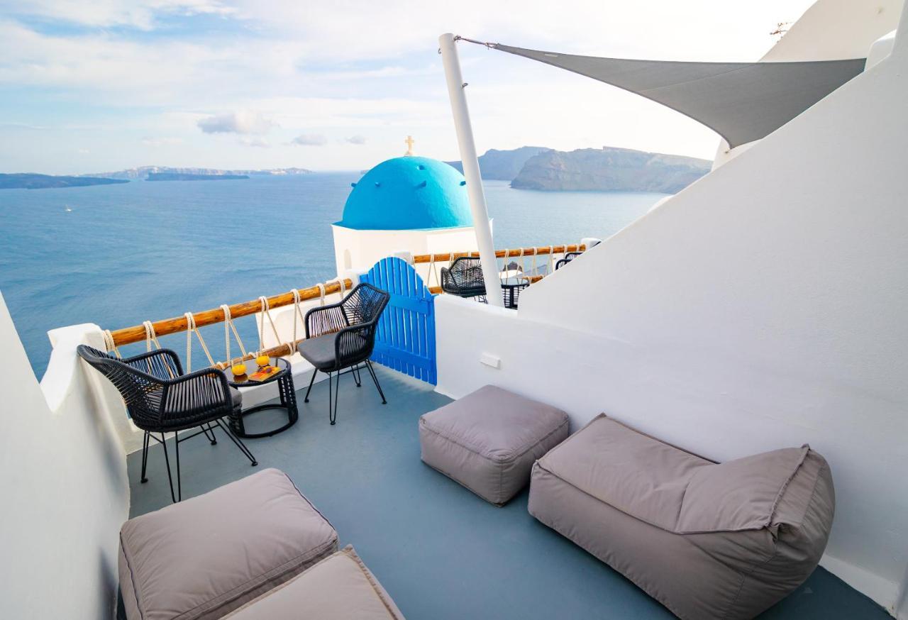 Luxus Vip Suites Oía Exterior photo