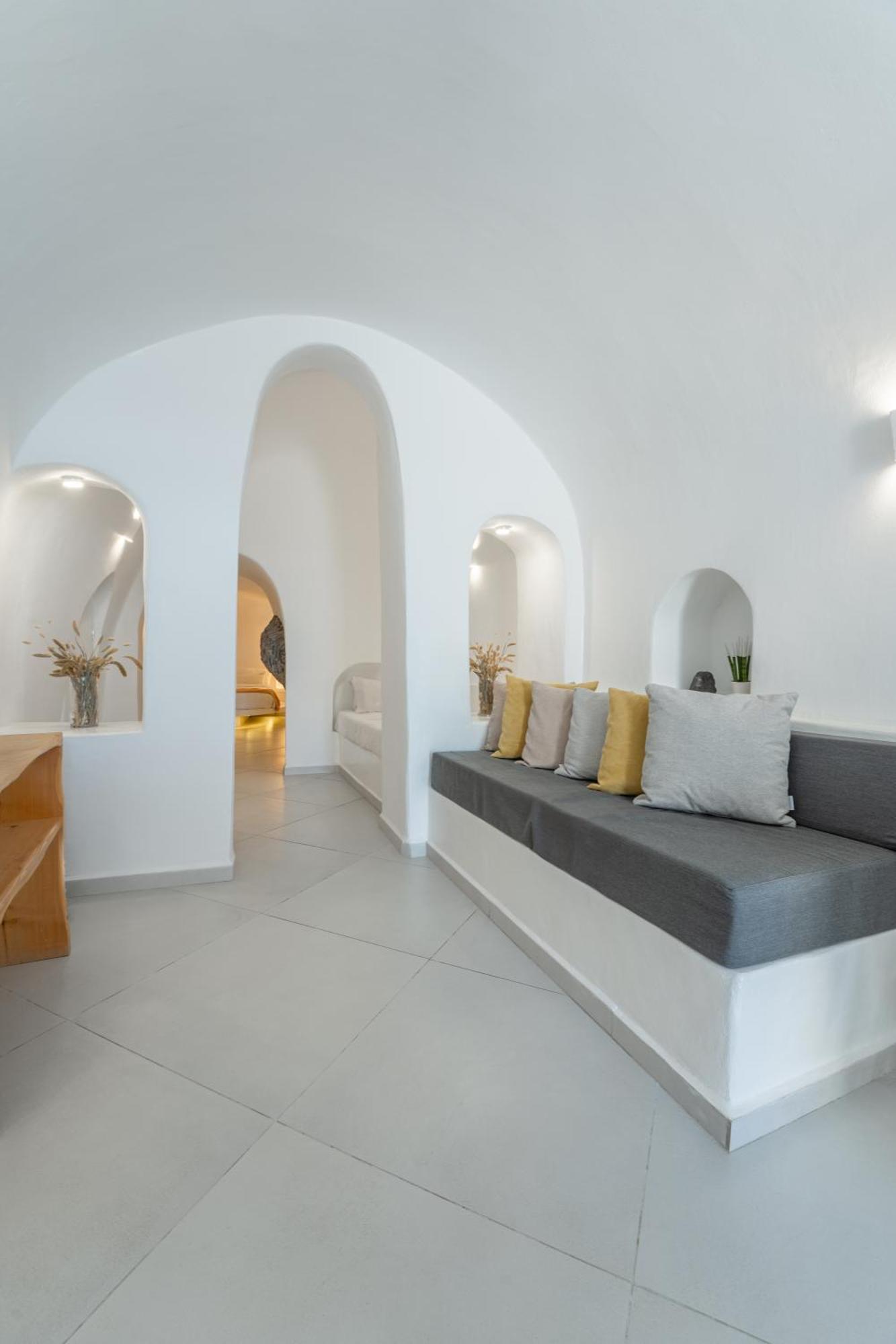 Luxus Vip Suites Oía Exterior photo